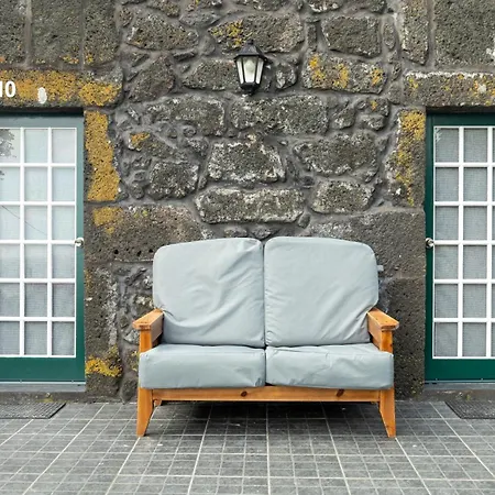 Casa De Basalto * Lajes do Pico