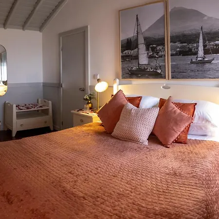 Casa De Basalto Lajes do Pico
