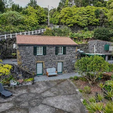 Casa De Basalto Holiday home