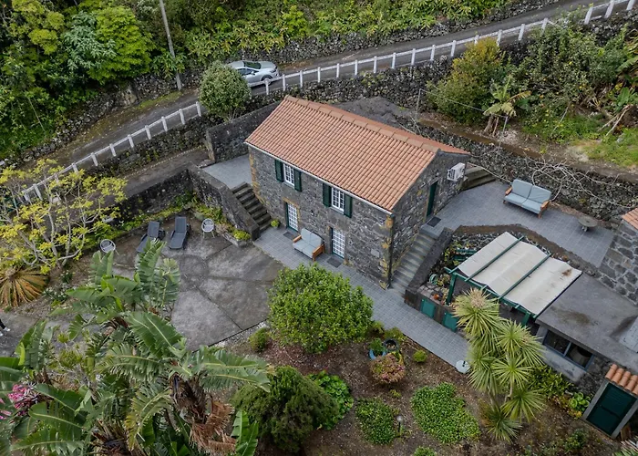 Casa De Basalto Holiday home *