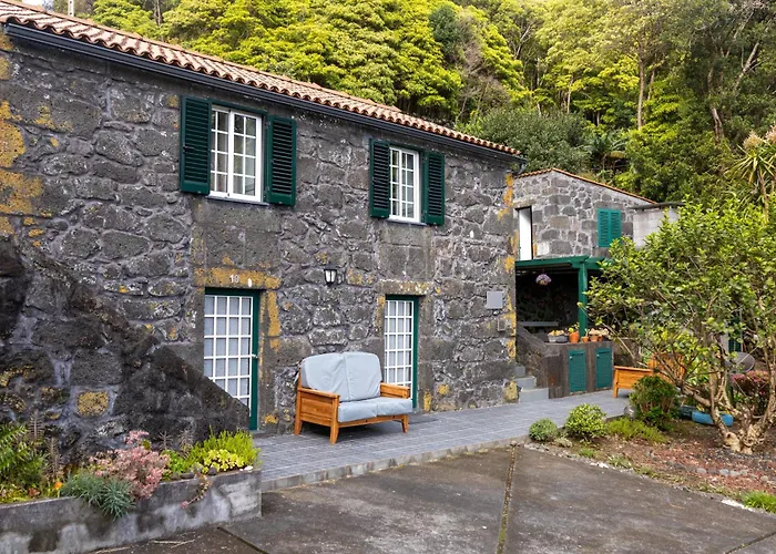 Casa De Basalto Holiday home *