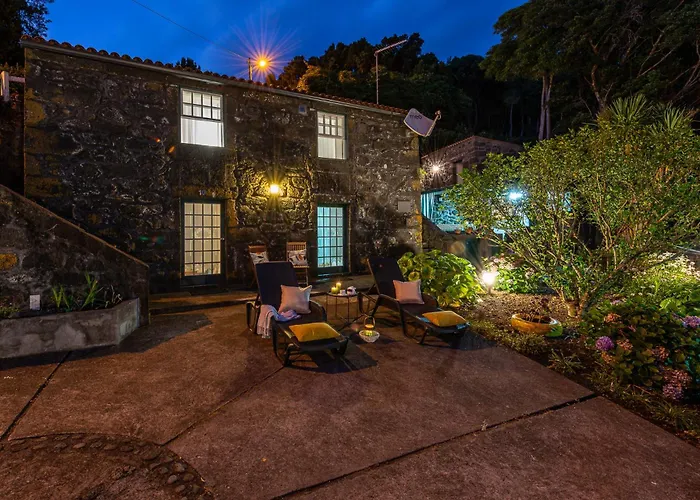 Casa De Basalto Lajes do Pico
